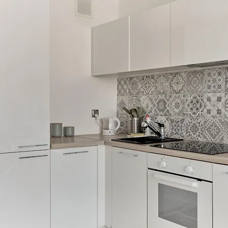 Sunny City-center - Zielna Street Appartement